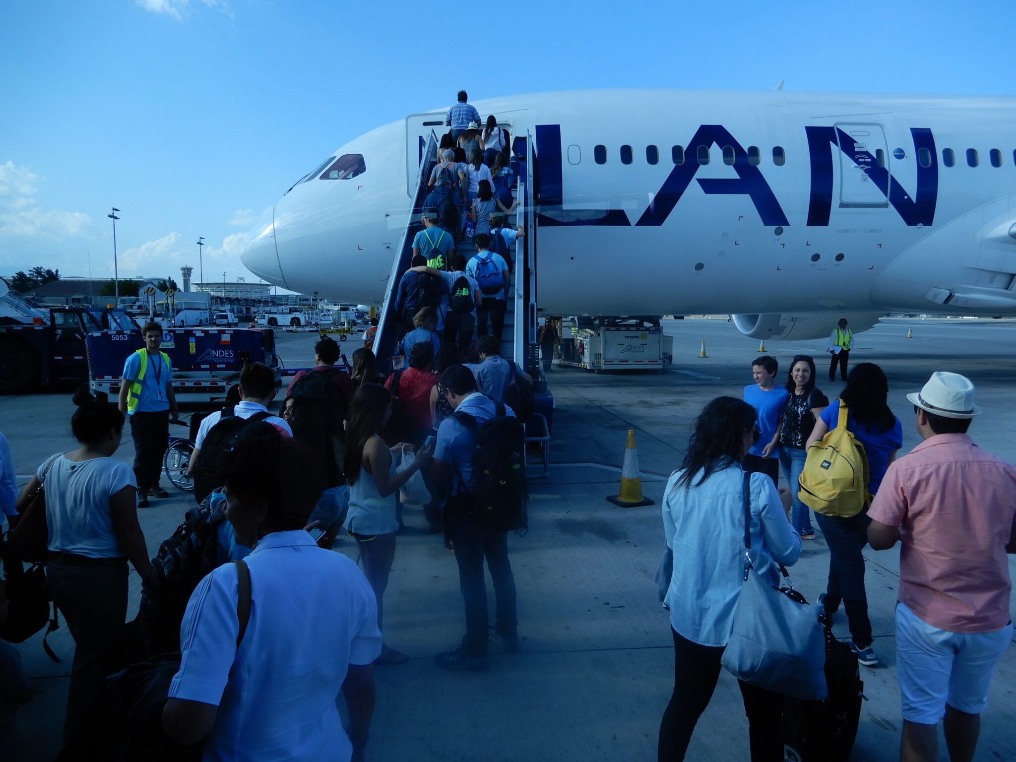 1回目の世界一周【7日目】ラパヌイ（イースター島） 株式会社ラパヌイ